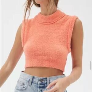 Urban Outfitters Soft Chenille Crewneck Crop Top Size S in Orange